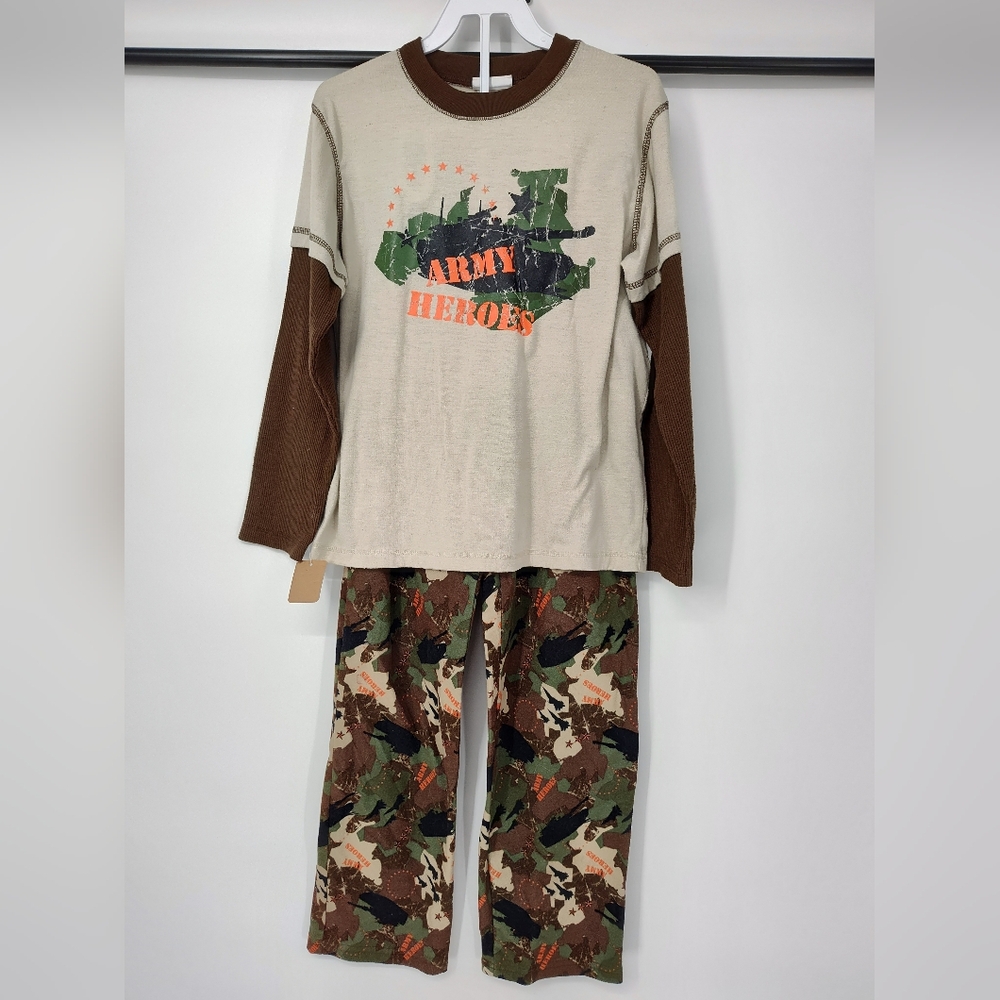 Steve Boys Army Heroes Kids Pajamas - Brown and Green Camo Size Large 10/12